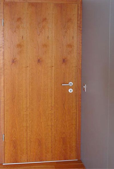 GIGER & GUT aus Dagmersellen | Innenausbau Türen - Holztür
